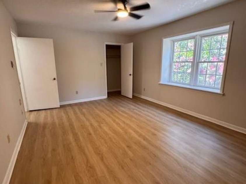2227 Rexford Road, Charlotte, NC 28211.  MLS# CAR4285579, YatesRealty ID 28887. 