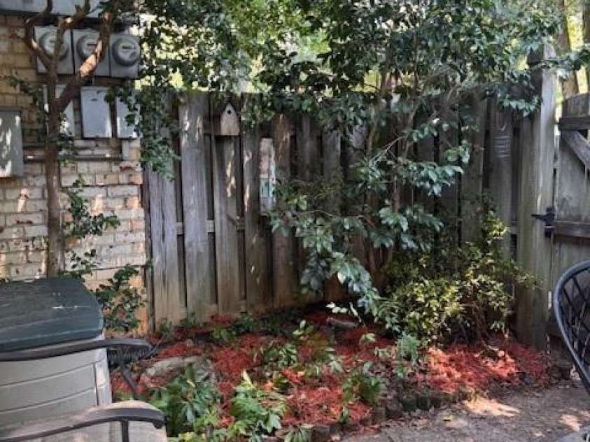 2227 Rexford Road, Charlotte, NC 28211.  MLS# CAR4285579, YatesRealty ID 28887. 