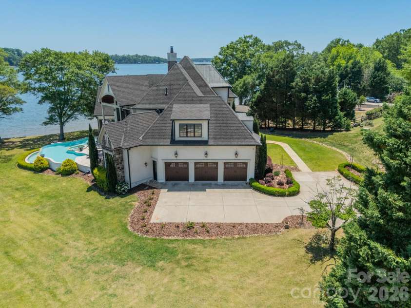 5204 Masons Ferry Road, Clover, SC 29710.  MLS# CAR4390360, YatesRealty ID 28887. 