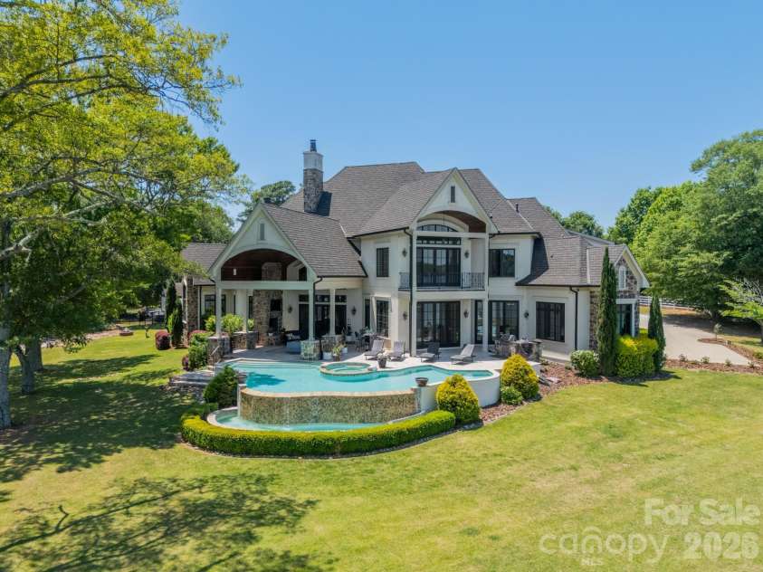 5204 Masons Ferry Road, Clover, SC 29710.  MLS# CAR4390360, YatesRealty ID 28887. 