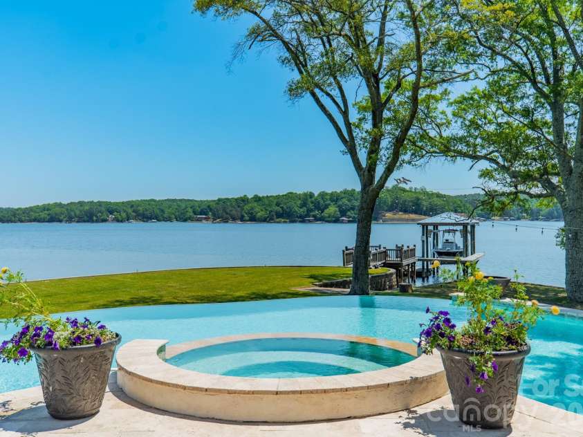 5204 Masons Ferry Road, Clover, SC 29710.  MLS# CAR4390360, YatesRealty ID 28887. 