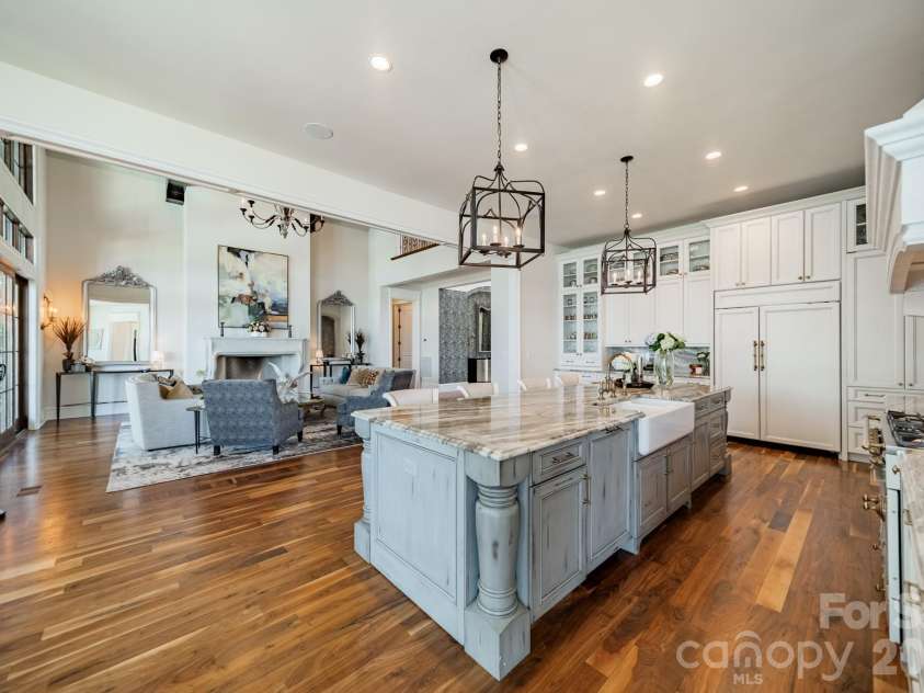 5204 Masons Ferry Road, Clover, SC 29710.  MLS# CAR4390360, YatesRealty ID 28887. 