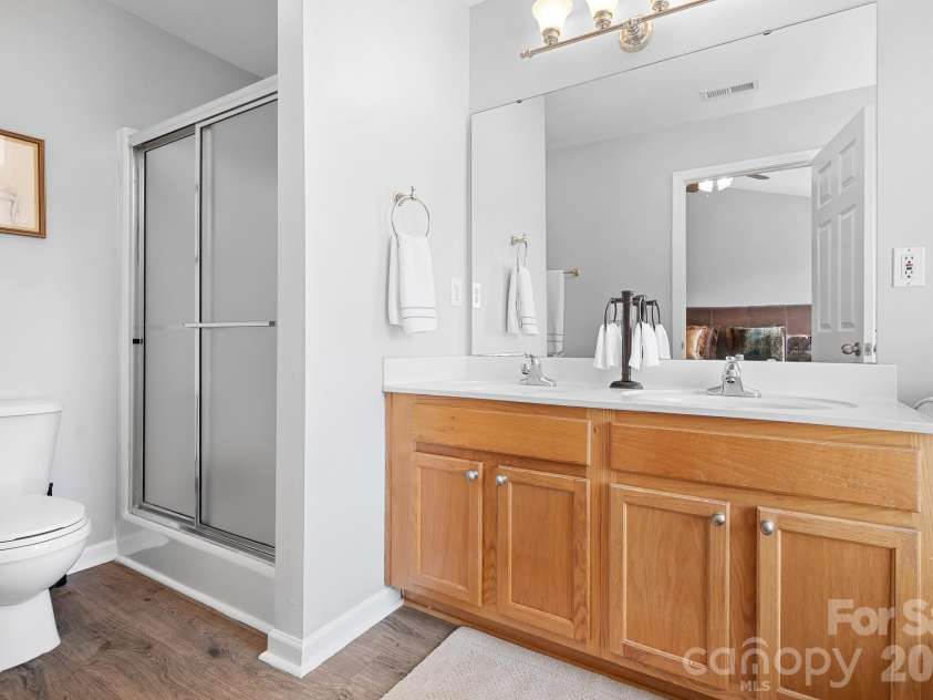 9648 Bailey Road, Cornelius, NC 28031.  MLS# CAR4368702, YatesRealty ID 28889. 3rd Floor Primary Ensuite Bath