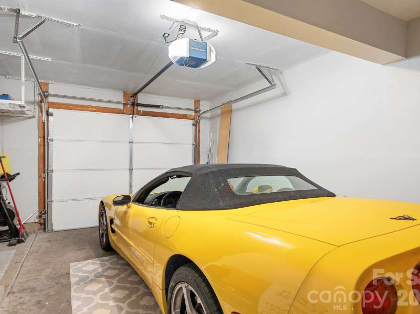 9648 Bailey Road, Cornelius, NC 28031.  MLS# CAR4368702, YatesRealty ID 28889. One Car Garage 