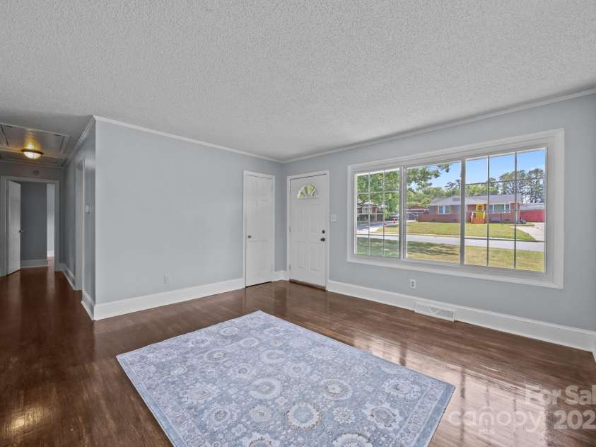 3422 Dublin Road, Charlotte, NC 28208.  MLS# CAR4278580, YatesRealty ID 28891. 
