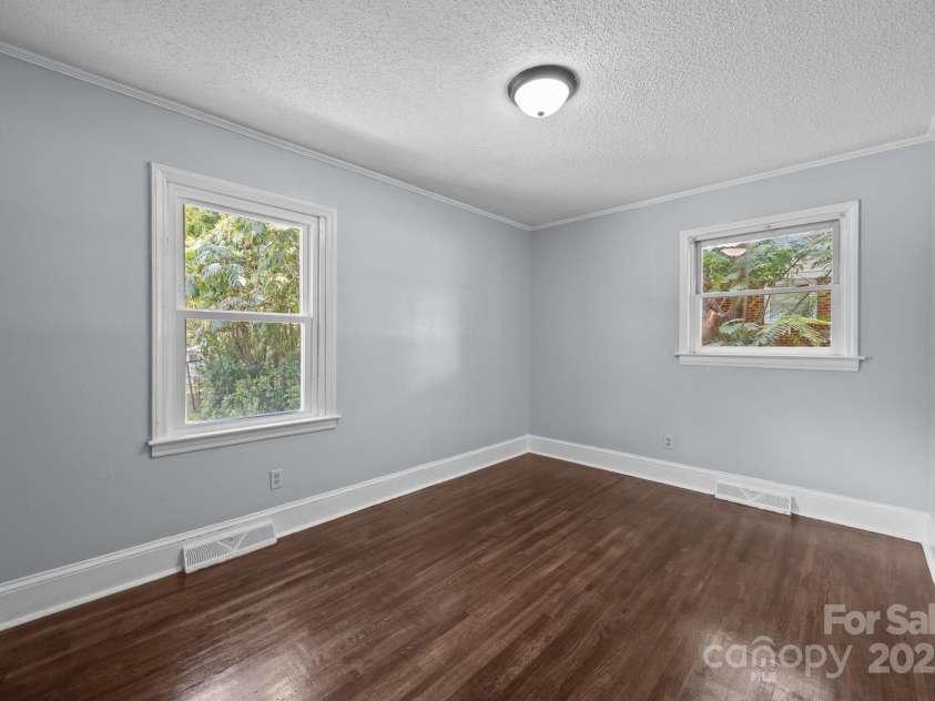 3422 Dublin Road, Charlotte, NC 28208.  MLS# CAR4278580, YatesRealty ID 28891. 