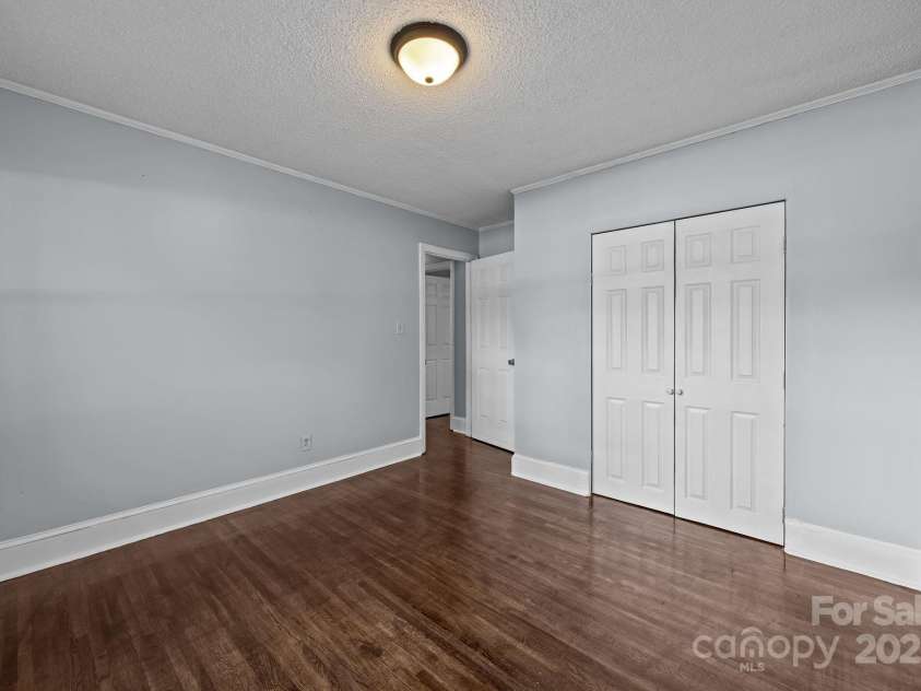 3422 Dublin Road, Charlotte, NC 28208.  MLS# CAR4278580, YatesRealty ID 28891. 