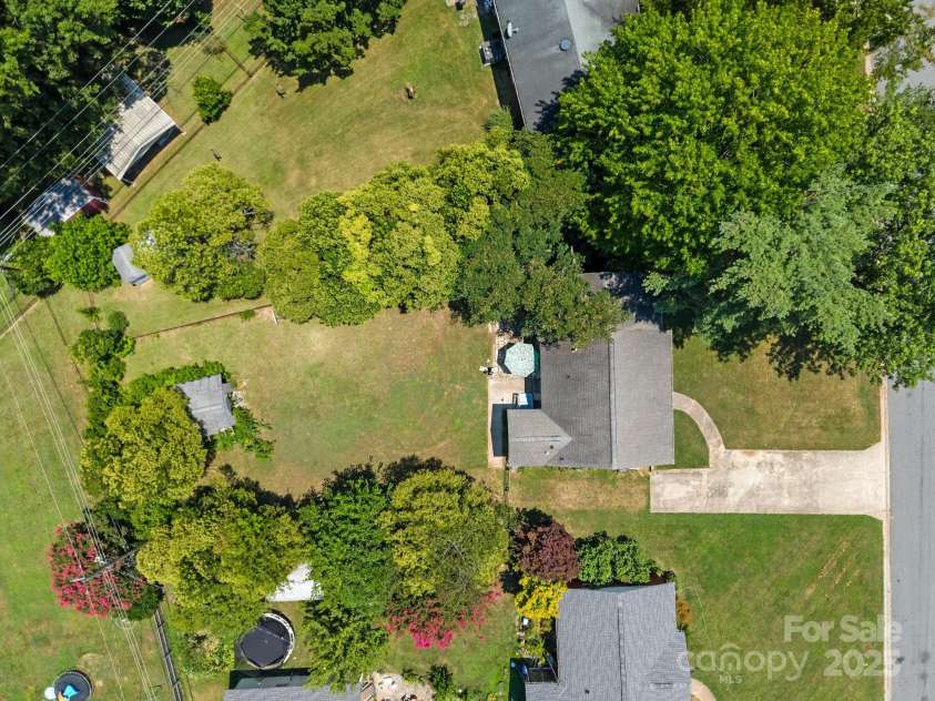 3422 Dublin Road, Charlotte, NC 28208.  MLS# CAR4278580, YatesRealty ID 28891. 