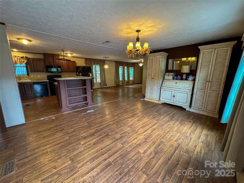 6 Dirt Road, Sylva, NC 28779.  MLS# CAR4283607, YatesRealty ID 28893. 