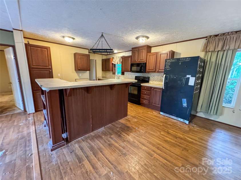 6 Dirt Road, Sylva, NC 28779.  MLS# CAR4283607, YatesRealty ID 28893. 