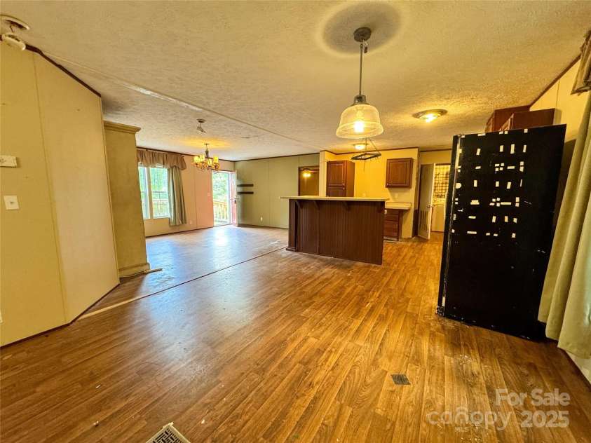 6 Dirt Road, Sylva, NC 28779.  MLS# CAR4283607, YatesRealty ID 28893. 