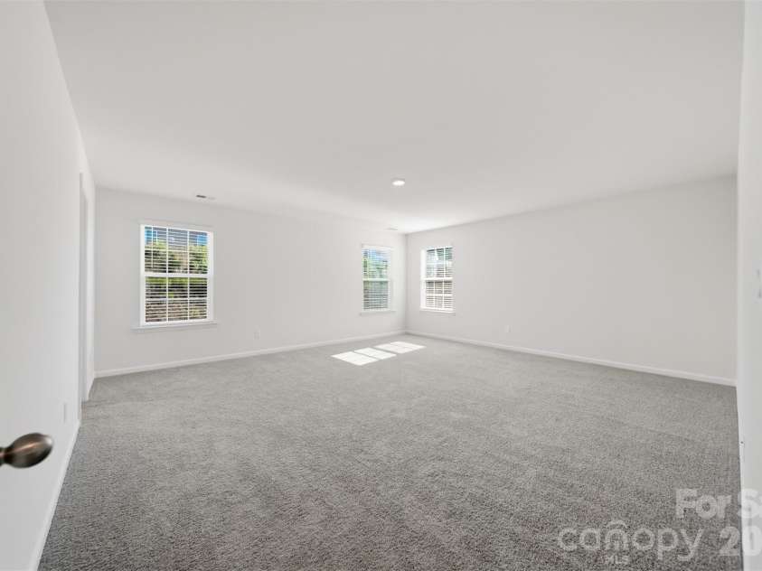 3976 Ashton Drive, Conover, NC 28613.  MLS# CAR4385332, YatesRealty ID 28895. 