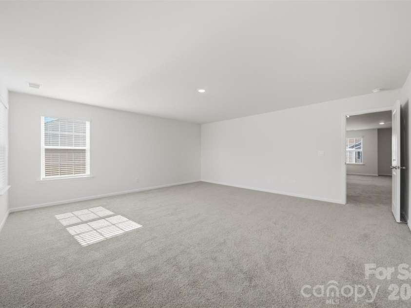 3976 Ashton Drive, Conover, NC 28613.  MLS# CAR4385332, YatesRealty ID 28895. 