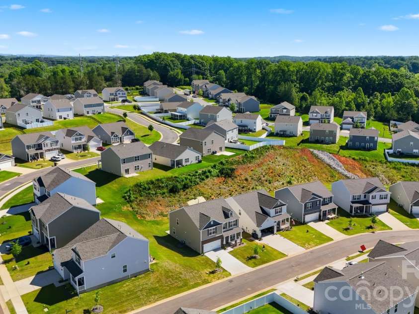 3976 Ashton Drive, Conover, NC 28613.  MLS# CAR4385332, YatesRealty ID 28895. 