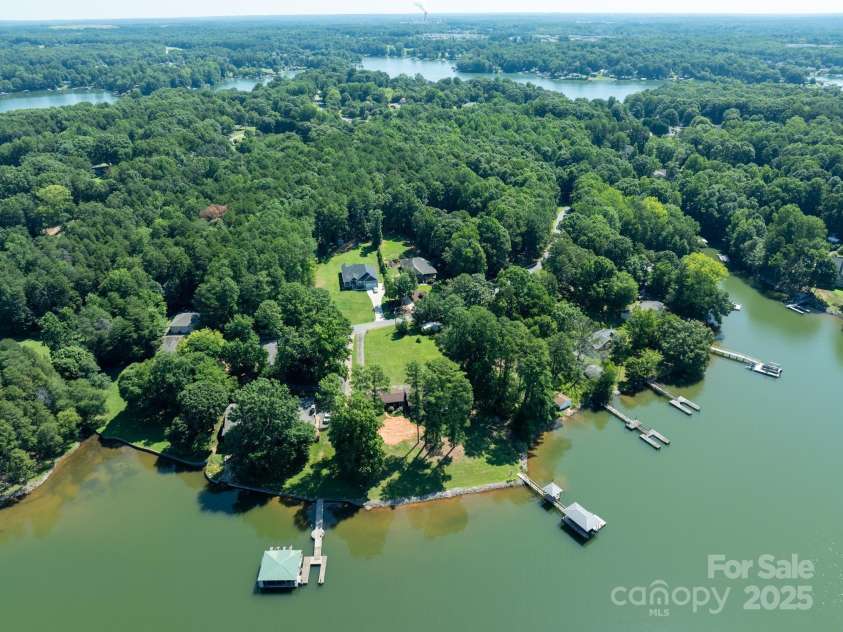 4080 Barbrick Street, Sherrills Ford, NC 28673.  MLS# CAR4281547, YatesRealty ID 28895. 