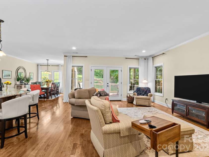 4080 Barbrick Street, Sherrills Ford, NC 28673.  MLS# CAR4281547, YatesRealty ID 28895. Open concept