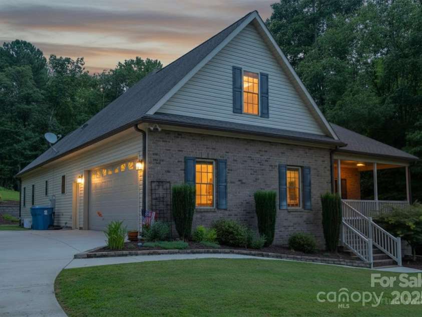4080 Barbrick Street, Sherrills Ford, NC 28673.  MLS# CAR4281547, YatesRealty ID 28895. Twilight view
