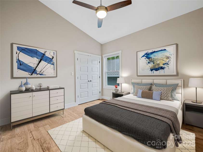 108 Le-An-Hurst Road, Asheville, NC 28803.  MLS# CAR4266412, YatesRealty ID 28896. 