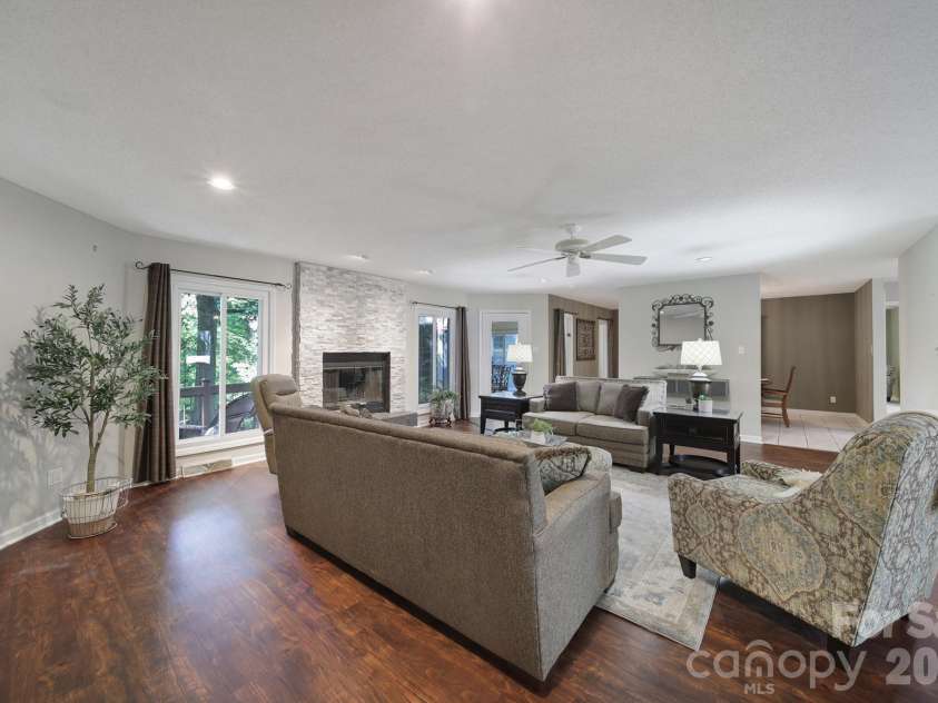 26037 Windjammer Drive, Tega Cay, SC 29708.  MLS# CAR4381208, YatesRealty ID 28897. 