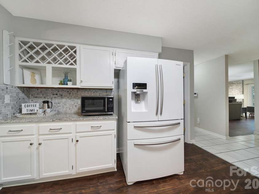 26037 Windjammer Drive, Tega Cay, SC 29708.  MLS# CAR4381208, YatesRealty ID 28897. 