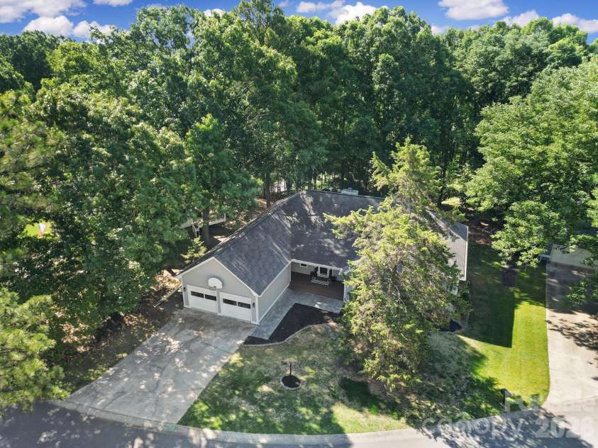 26037 Windjammer Drive, Tega Cay, SC 29708.  MLS# CAR4381208, YatesRealty ID 28897. 