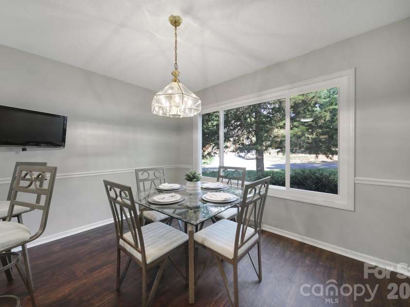 26037 Windjammer Drive, Tega Cay, SC 29708.  MLS# CAR4381208, YatesRealty ID 28897. Breakfast room
