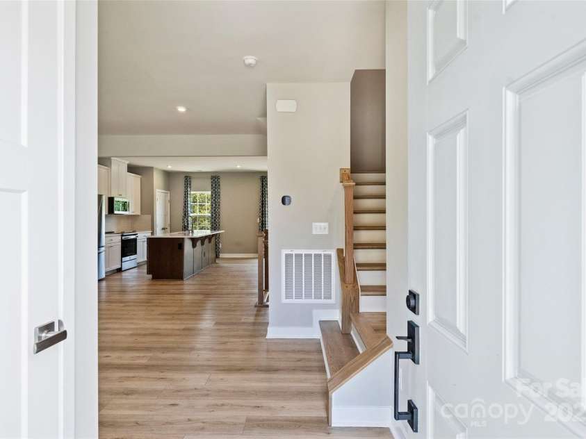 342 Cramerton Mills Parkway, Cramerton, NC 28032.  MLS# CAR4279503, YatesRealty ID 28898. Welcome In