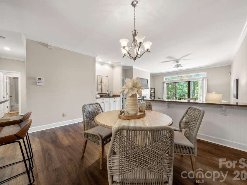 9717 Emerald Point Drive, Charlotte, NC 28278.  MLS# CAR4386586, YatesRealty ID 28898. 