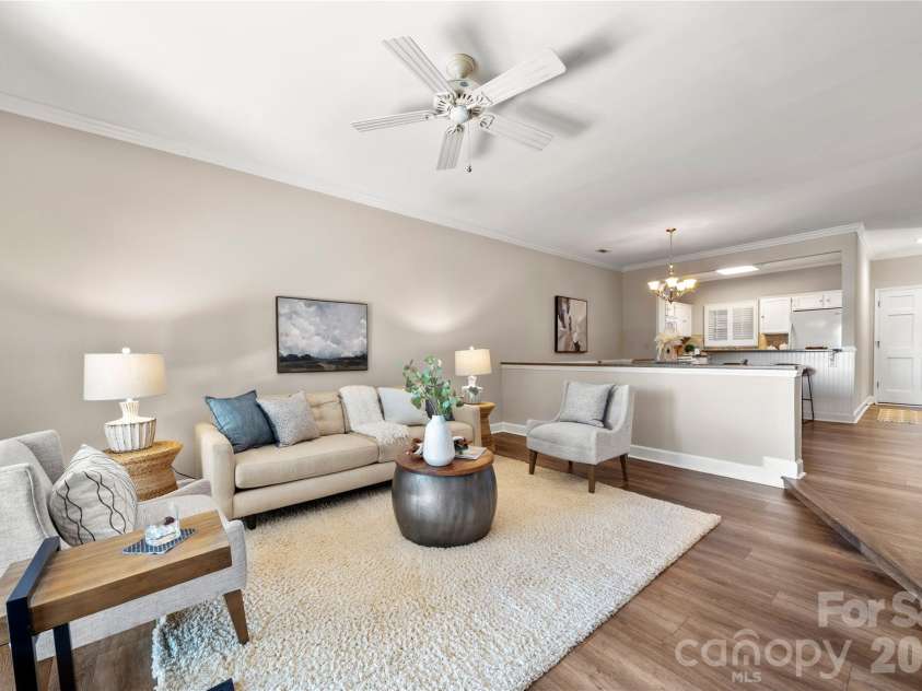 9717 Emerald Point Drive, Charlotte, NC 28278.  MLS# CAR4386586, YatesRealty ID 28898. 