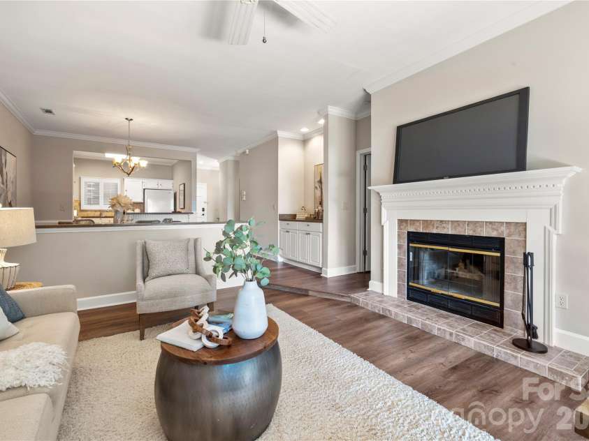 9717 Emerald Point Drive, Charlotte, NC 28278.  MLS# CAR4386586, YatesRealty ID 28898. 