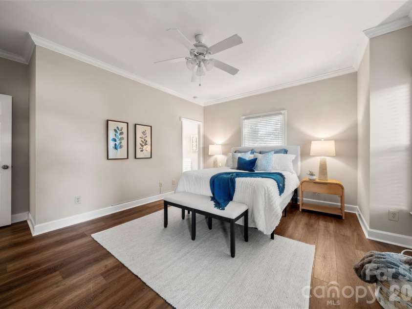 9717 Emerald Point Drive, Charlotte, NC 28278.  MLS# CAR4386586, YatesRealty ID 28898. 