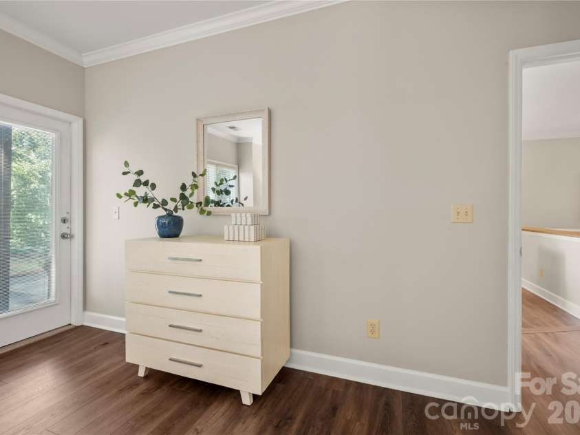 9717 Emerald Point Drive, Charlotte, NC 28278.  MLS# CAR4386586, YatesRealty ID 28898. 