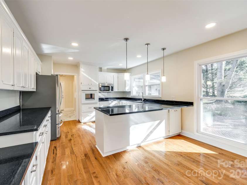 2129 James Court, Rock Hill, SC 29732.  MLS# CAR4203167, YatesRealty ID 289. 