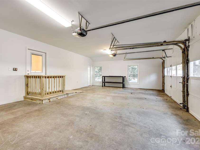 2129 James Court, Rock Hill, SC 29732.  MLS# CAR4203167, YatesRealty ID 289. 