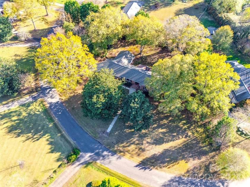 2129 James Court, Rock Hill, SC 29732.  MLS# CAR4203167, YatesRealty ID 289. 