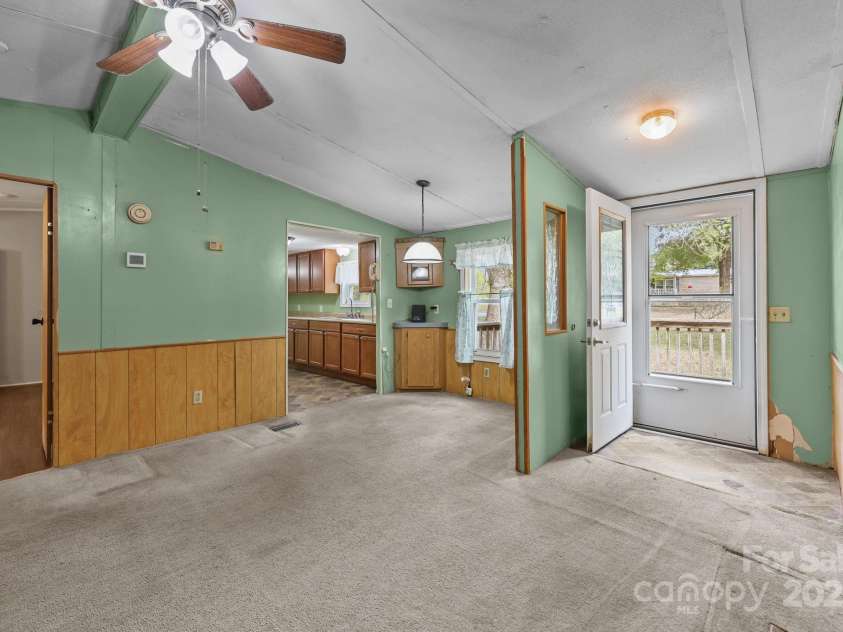 6600 Clara Circle, Concord, NC 28025.  MLS# CAR4306913, YatesRealty ID 289. 