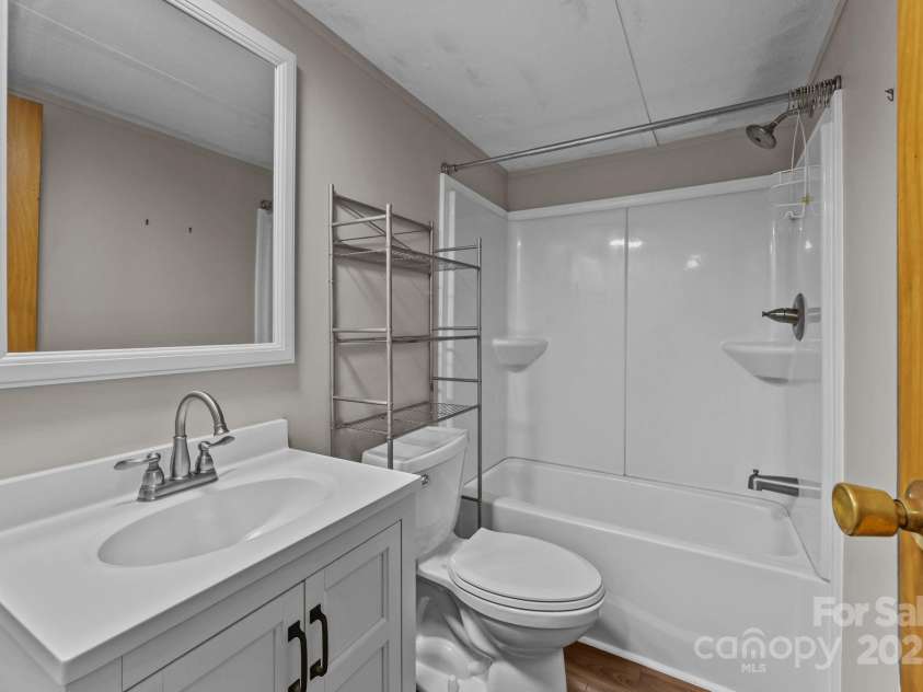 6600 Clara Circle, Concord, NC 28025.  MLS# CAR4306913, YatesRealty ID 289. 