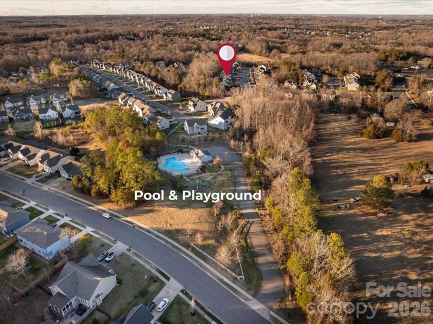 11516 Glowing Star Drive, Charlotte, NC 28215.  MLS# CAR4336828, YatesRealty ID 2890. 