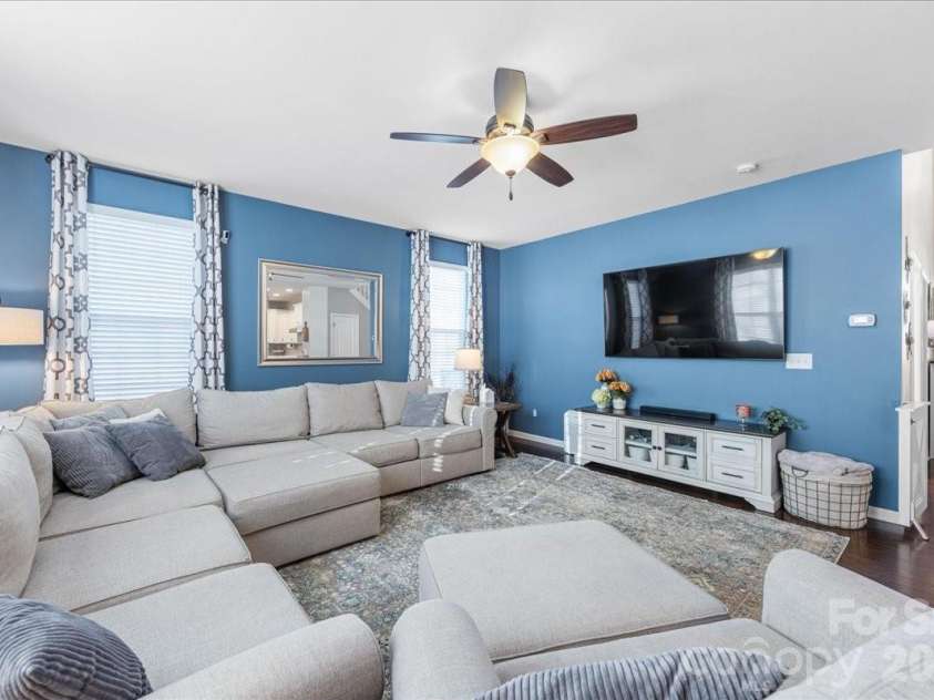 11516 Glowing Star Drive, Charlotte, NC 28215.  MLS# CAR4336828, YatesRealty ID 2890. 