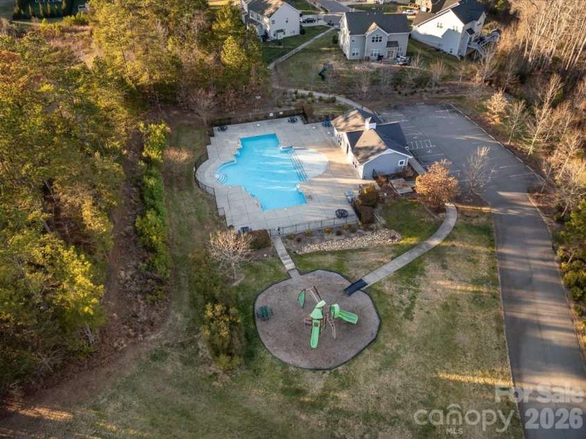 11516 Glowing Star Drive, Charlotte, NC 28215.  MLS# CAR4336828, YatesRealty ID 2890. 