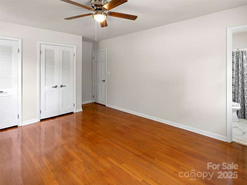 403 Pole Creasman Road, Asheville, NC 28806.  MLS# CAR4284483, YatesRealty ID 28901. 