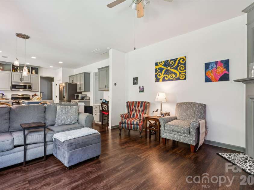 9713 Chanson Place, Matthews, NC 28105.  MLS# CAR4390320, YatesRealty ID 28901. 