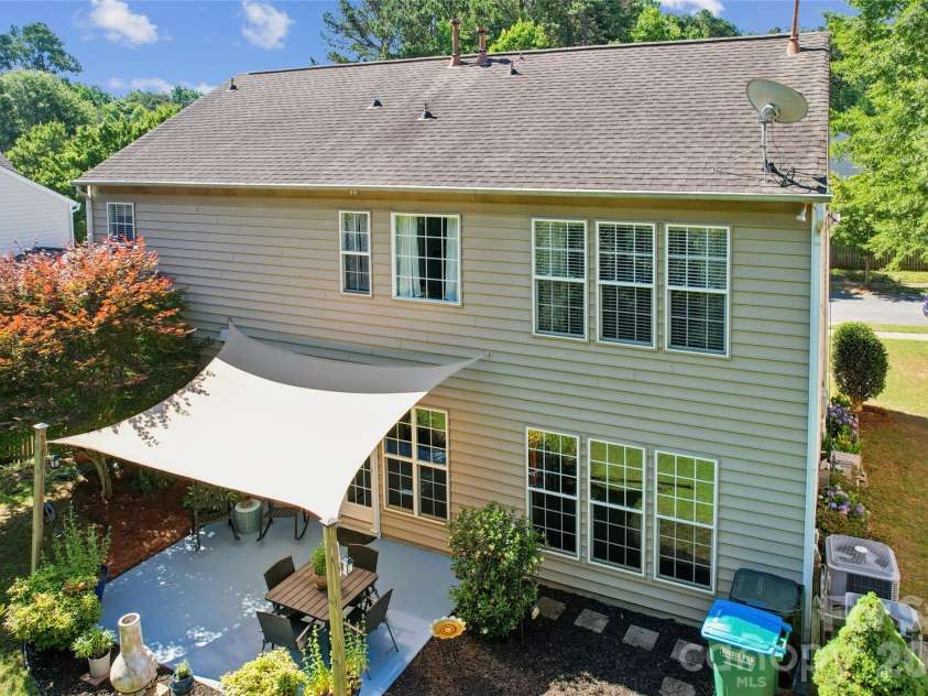 9713 Chanson Place, Matthews, NC 28105.  MLS# CAR4390320, YatesRealty ID 28901. 