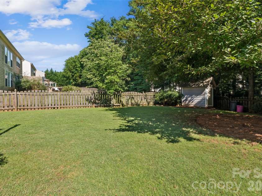 9713 Chanson Place, Matthews, NC 28105.  MLS# CAR4390320, YatesRealty ID 28901. 