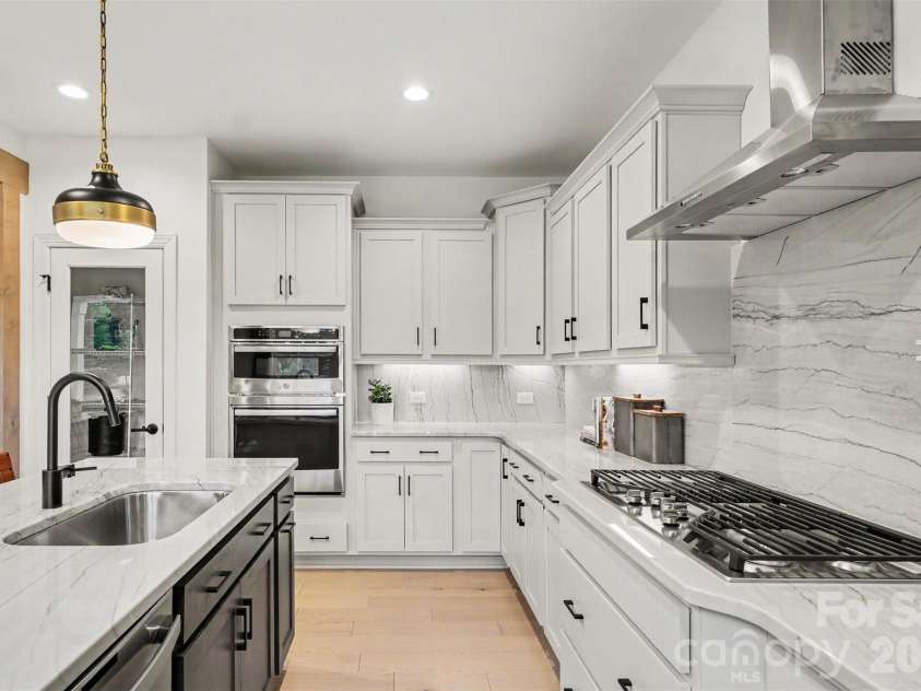 3808 Dahlia Drive, Harrisburg, NC 28075.  MLS# CAR4385206, YatesRealty ID 28902. Kitchen