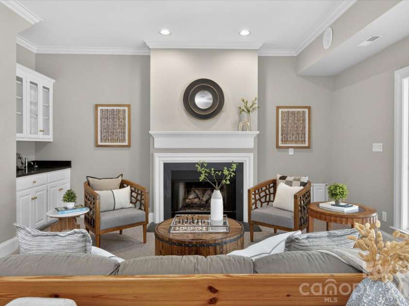 12509 Pine Valley Club Drive, Charlotte, NC 28277.  MLS# CAR4387628, YatesRealty ID 28904. 