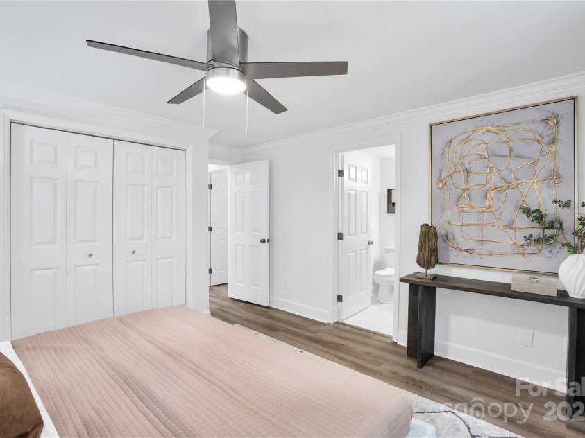 9826 Meringue Place, Charlotte, NC 28270.  MLS# CAR4260657, YatesRealty ID 28904. 