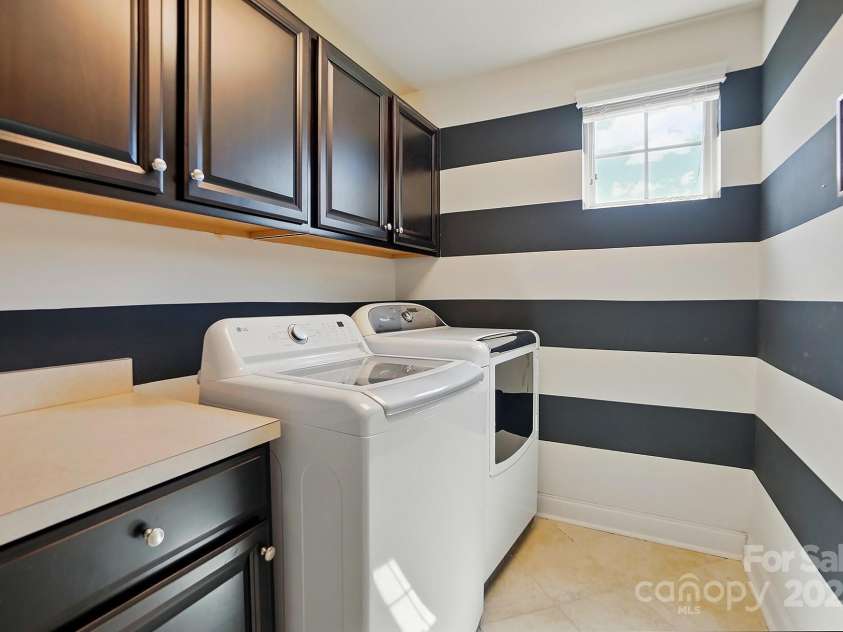 3808 Halcyon Drive, Huntersville, NC 28078.  MLS# CAR4263868, YatesRealty ID 28905. Laundry Room