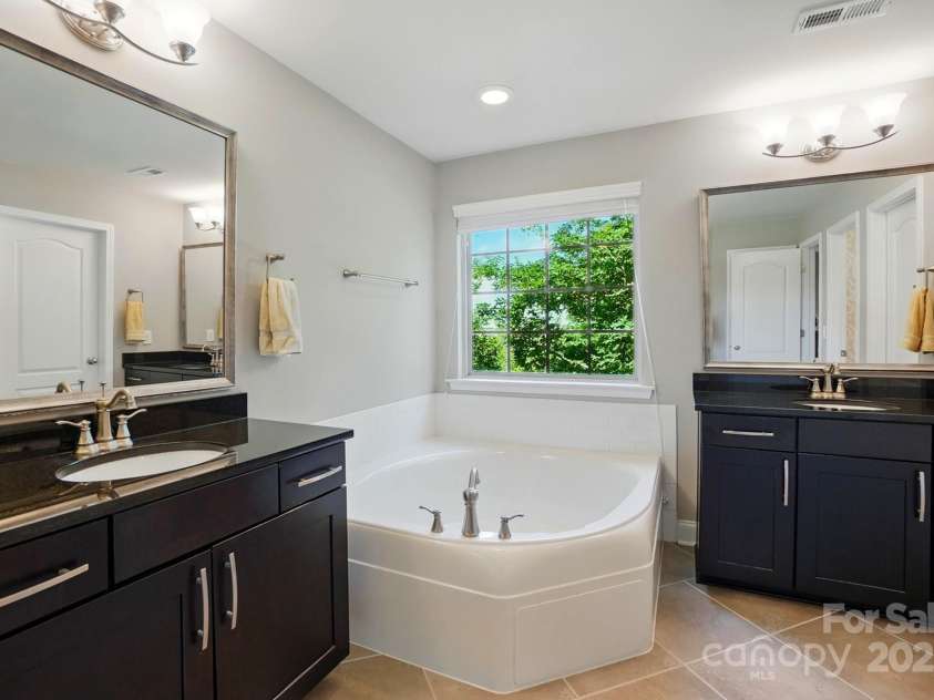 3808 Halcyon Drive, Huntersville, NC 28078.  MLS# CAR4263868, YatesRealty ID 28905. Owner's Bathroom
