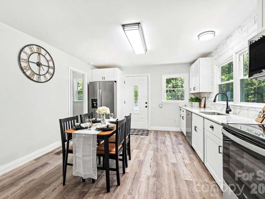 2101 Steele Street, Monroe, NC 28110.  MLS# CAR4386741, YatesRealty ID 28906. 